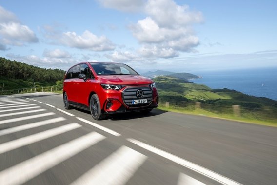 VLE turns the luxury van into an electric grand limousine